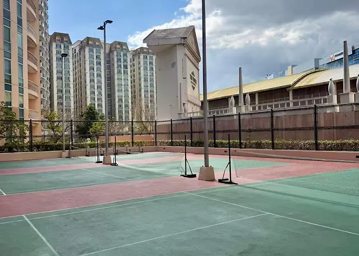 Venice Luxe Canal View, Pool, Kitchen, Canal Mall Access For 3 Guests Only Manila